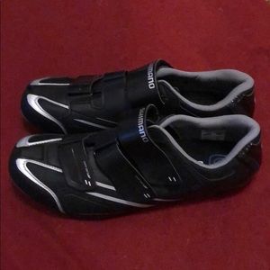 SHIMANO cycling shoes